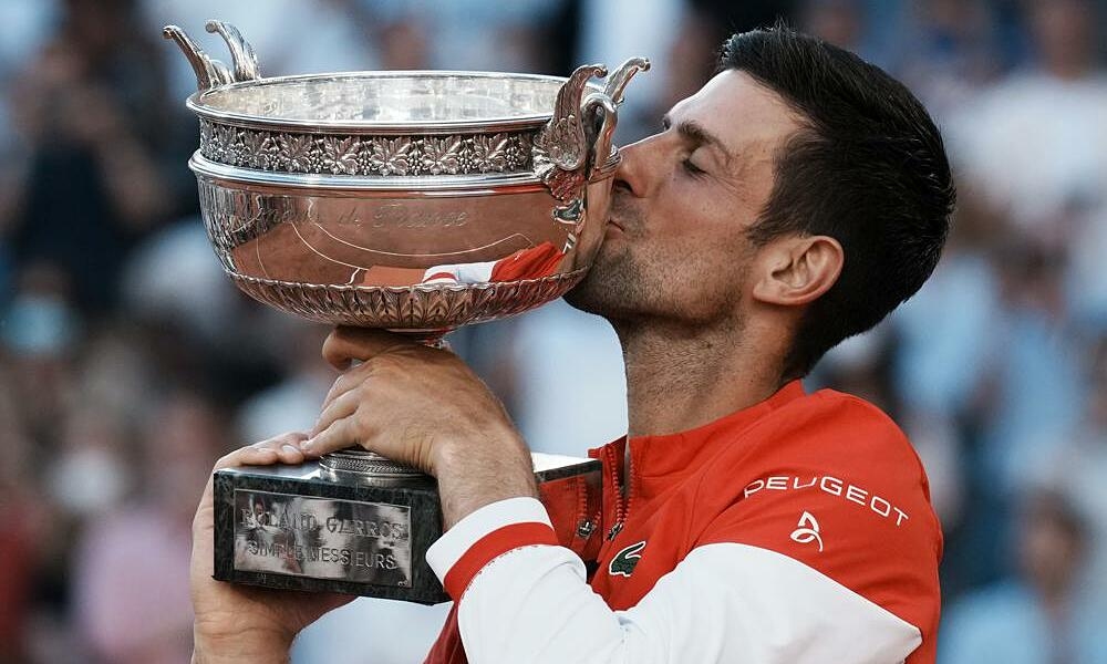 Novak Djokovic vô địch Roland Garros
